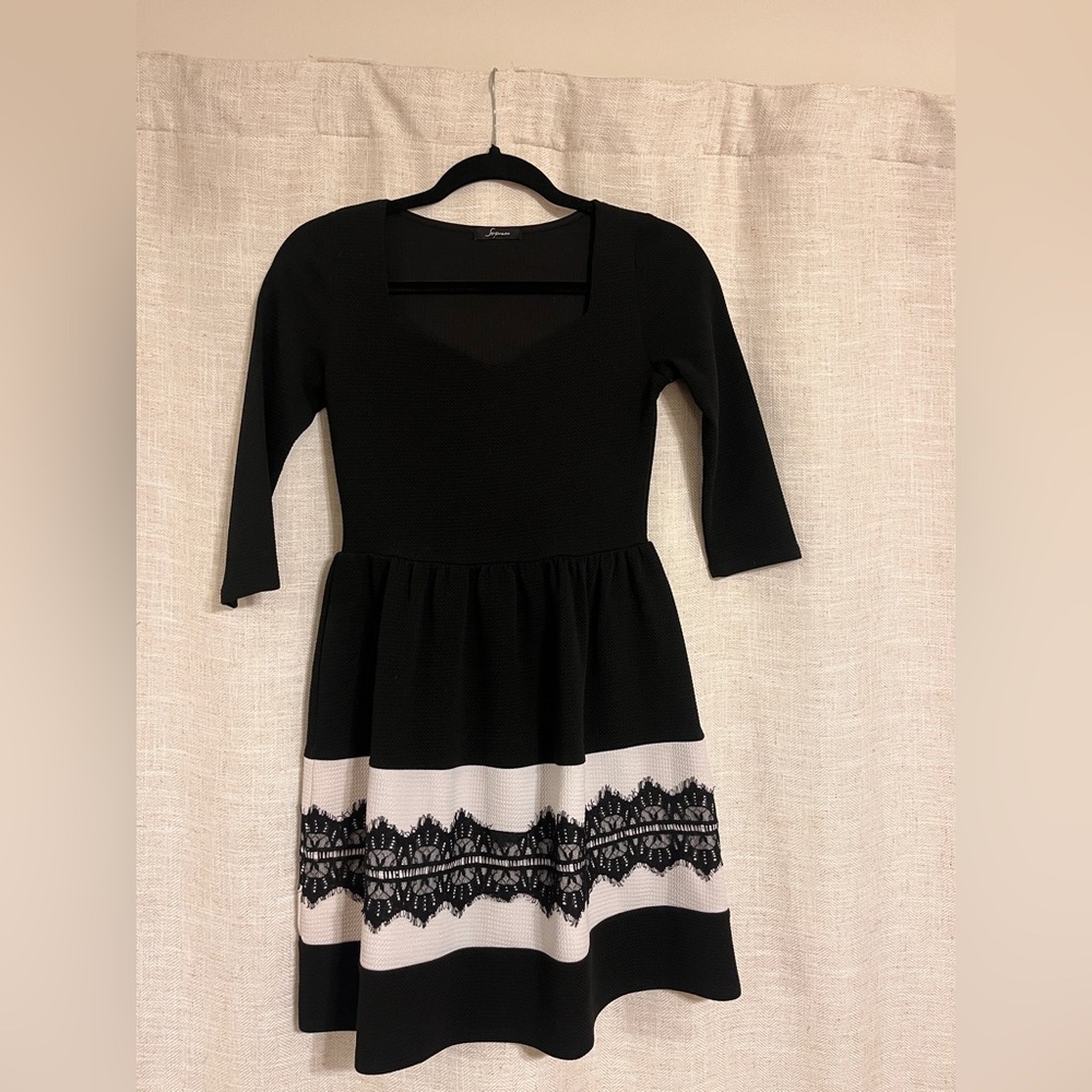 Soprano Black and Cream Long Sleeve Dress